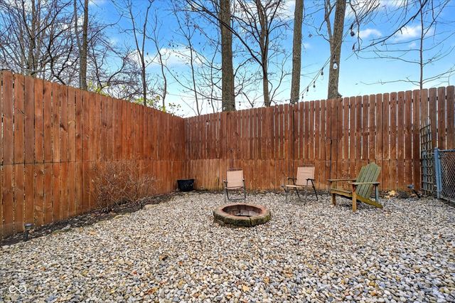 1276 S 16th Street, Noblesville, IN 46060