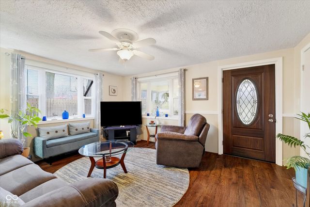 1276 S 16th Street, Noblesville, IN 46060