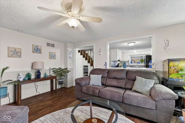 1276 S 16th Street, Noblesville, IN 46060