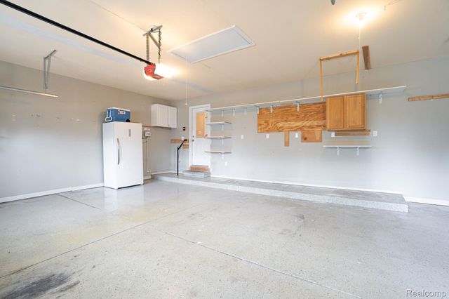 47248 Malburg Way Drive, Macomb Township, MI 48044