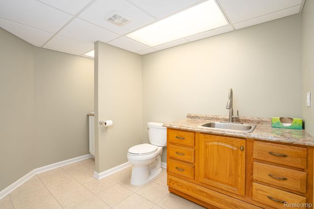 47248 Malburg Way Drive, Macomb Township, MI 48044