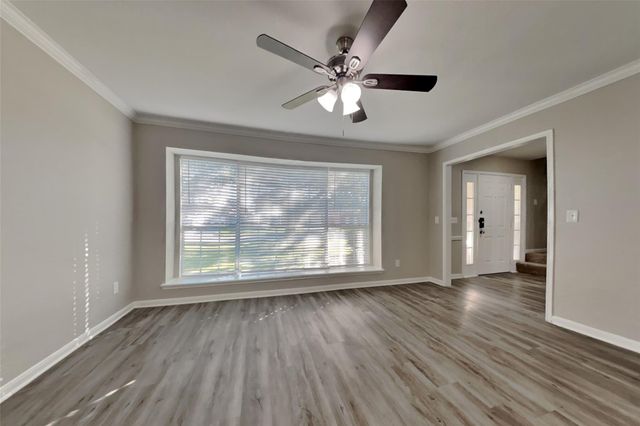 19123 Oakway Drive, Humble, TX 77346