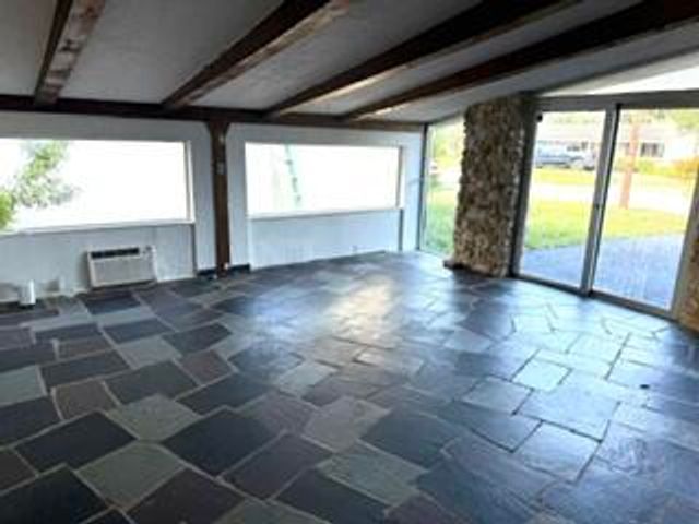 4411 NE 13TH Terrace, Oakland Park, FL 33334