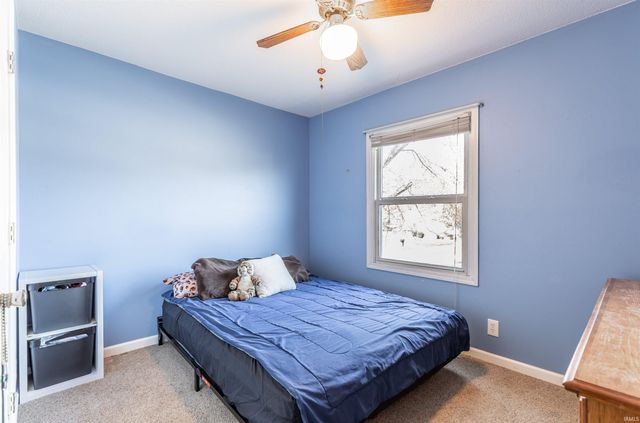 7518 Meadowview Drive, Evansville, IN 47710