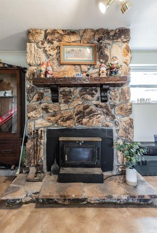 7518 Meadowview Drive, Evansville, IN 47710