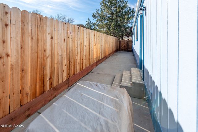 2650 Daffodil Way, Reno, NV 89512