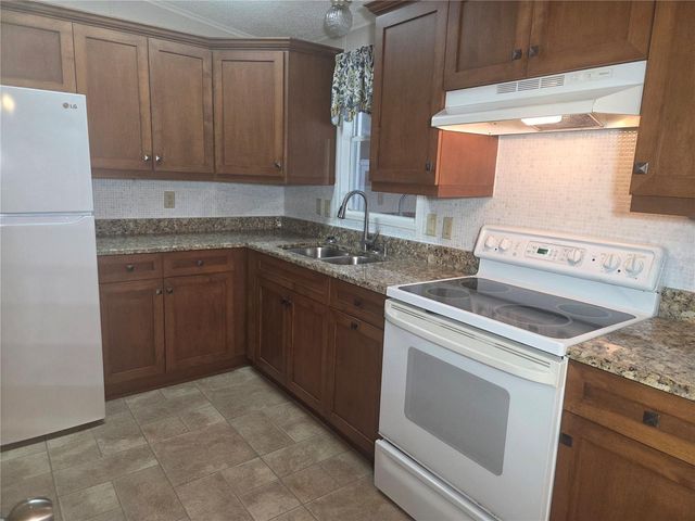 5707 45TH STREET E 120, Bradenton, FL 34203