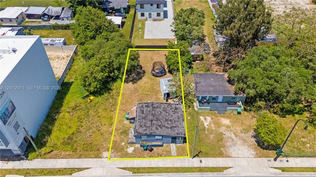 11969 SW 216th St, Miami, FL 33170
