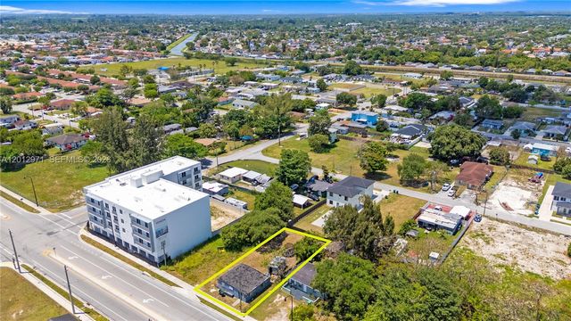 11969 SW 216th St, Miami, FL 33170