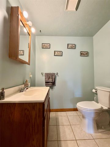 157 W 4TH Street, Waterford, PA 16441