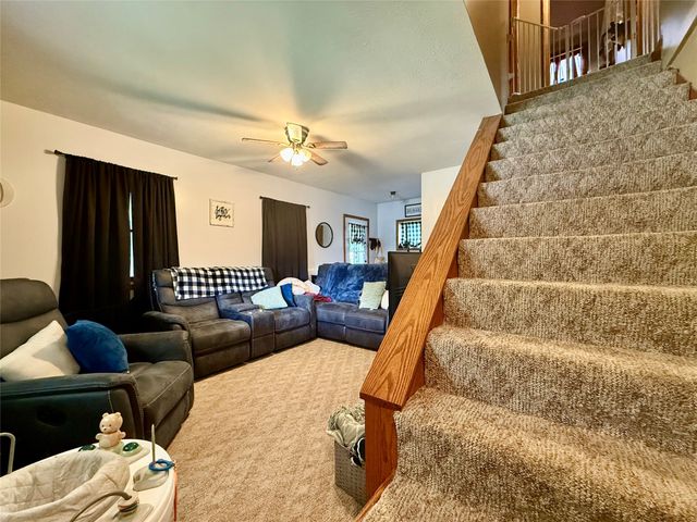157 W 4TH Street, Waterford, PA 16441