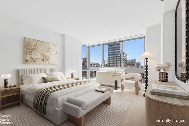 235 E 55th St Apt 34A, New York City, NY 10022
