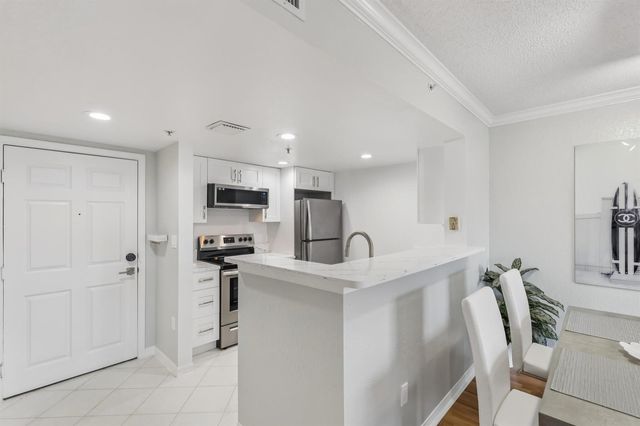 1801 N Flagler Drive 238, West Palm Beach, FL 33407