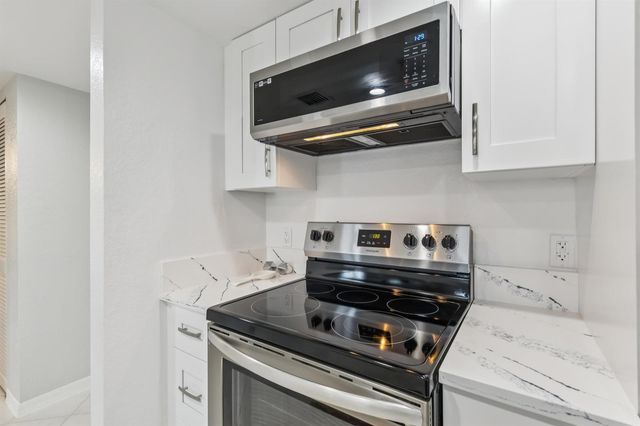 1801 N Flagler Drive 238, West Palm Beach, FL 33407