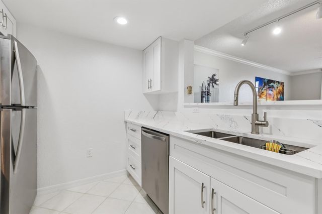 1801 N Flagler Drive 238, West Palm Beach, FL 33407