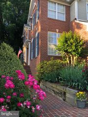 3454 BARRISTERS KEEPE CIR, Fairfax, VA 22031
