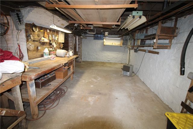 836 matteson Road, Coventry, RI 02816