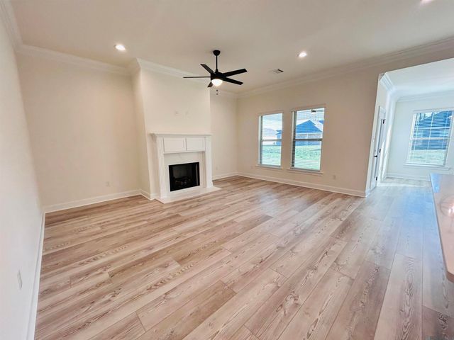 4965 Trinity Dr, Addis, LA 70710