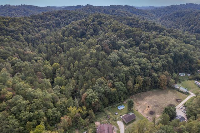 1065 Brushy Fork Road, West Liberty, KY 41472