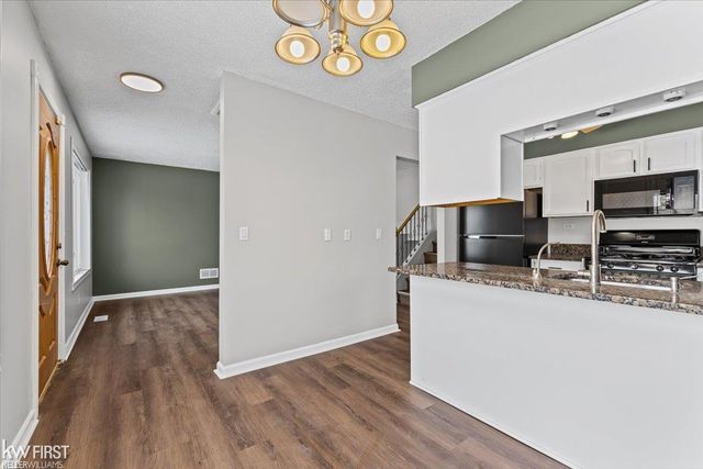 3867 Faber Terrace, Waterford Twp, MI 48328