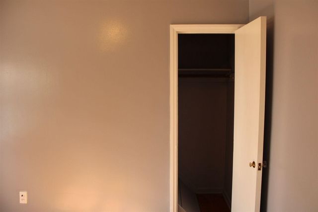 8045 Appoline Street, Detroit, MI 48228