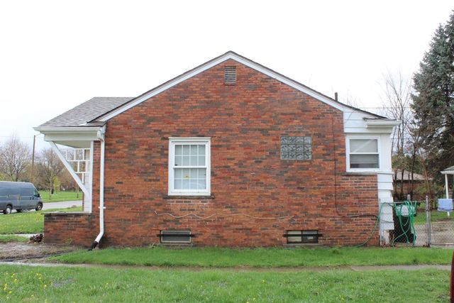 8045 Appoline Street, Detroit, MI 48228