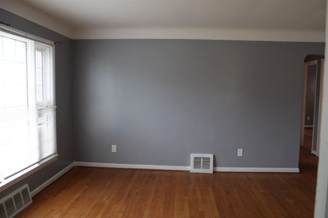 8045 Appoline Street, Detroit, MI 48228