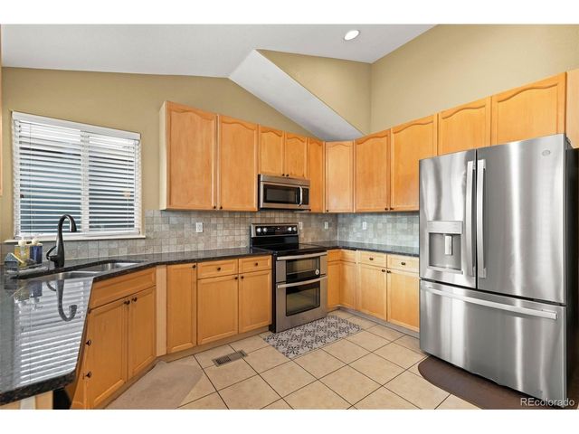 2634 S Halifax Ct, Aurora, CO 80013