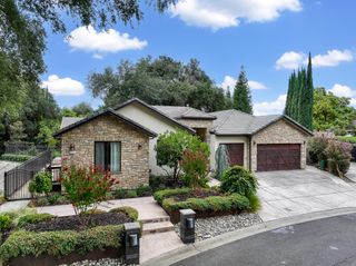 6747 Steele Oak Ln, Carmichael, CA 95608