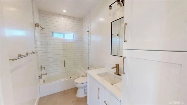 363 Flower B, Costa Mesa, CA 92627