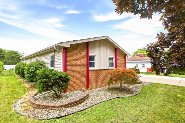 2904 Clayburn Road, Saginaw Twp, MI 48603