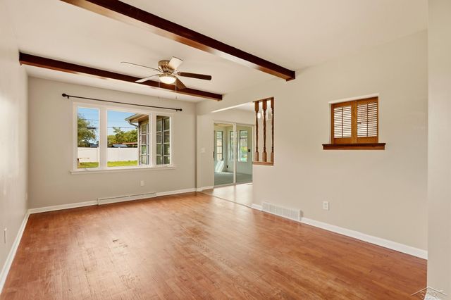 2904 Clayburn Road, Saginaw Twp, MI 48603