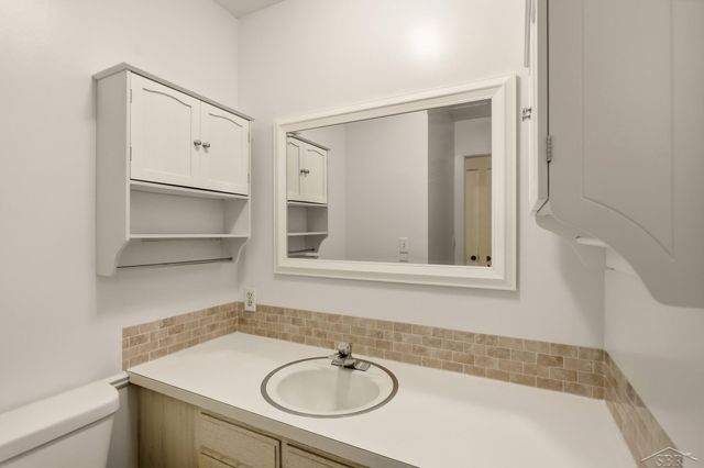 2904 Clayburn Road, Saginaw Twp, MI 48603