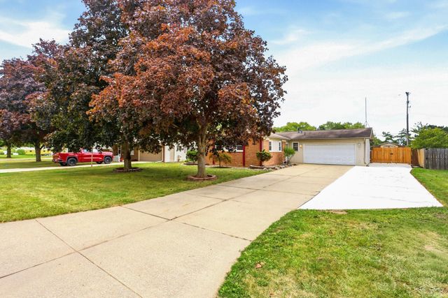 2904 Clayburn Road, Saginaw Twp, MI 48603