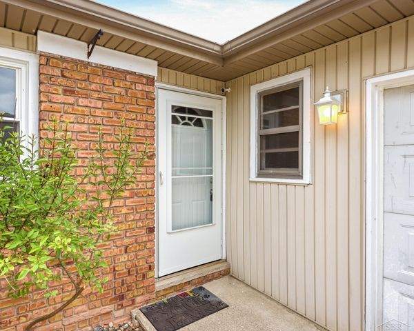 2904 Clayburn Road, Saginaw Twp, MI 48603
