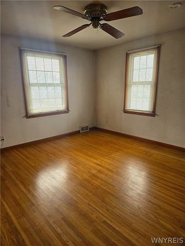 225 Donna Lea Boulevard, Amherst, NY 14221