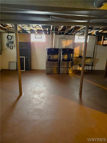 225 Donna Lea Boulevard, Amherst, NY 14221