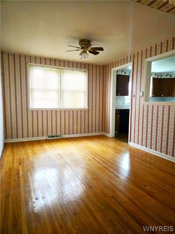 225 Donna Lea Boulevard, Amherst, NY 14221