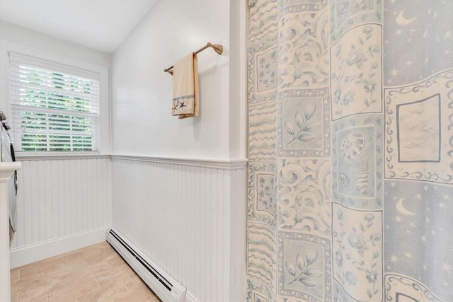 135 Scudder Avenue, Hyannis, MA 02601