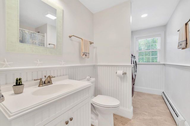 135 Scudder Avenue, Hyannis, MA 02601
