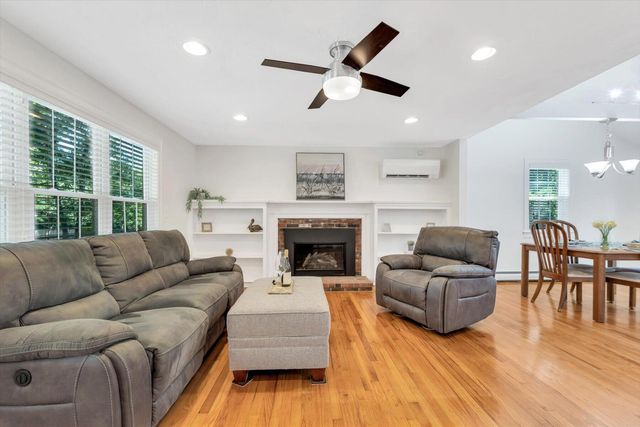 135 Scudder Avenue, Hyannis, MA 02601