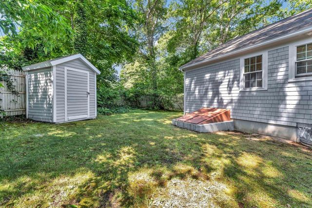 135 Scudder Avenue, Hyannis, MA 02601