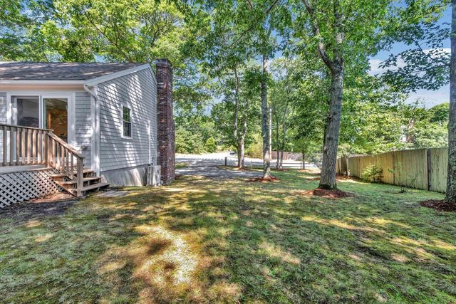 135 Scudder Avenue, Hyannis, MA 02601