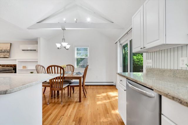 135 Scudder Avenue, Hyannis, MA 02601