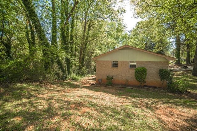 2674 Cavalier Drive, Decatur, GA 30034