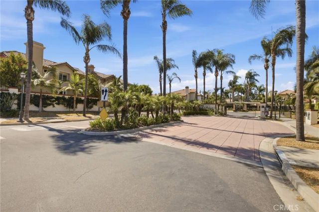 12920 Mackenzie, Tustin, CA 92782
