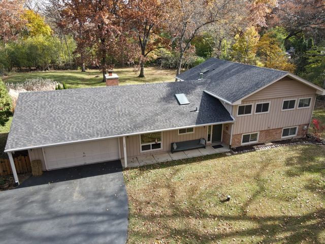 185 Kimberly Road, North Barrington, IL 60010