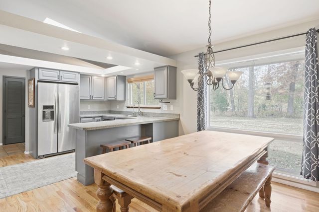 185 Kimberly Road, North Barrington, IL 60010