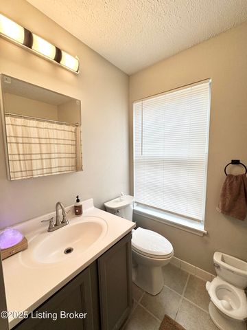 307 Donard Park Ave, Louisville, KY 40218