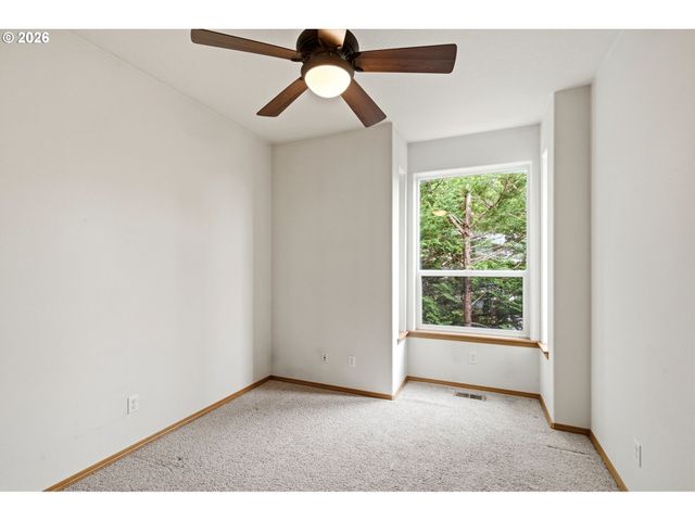 2711 HARVEST Ct, Forest Grove, OR 97116